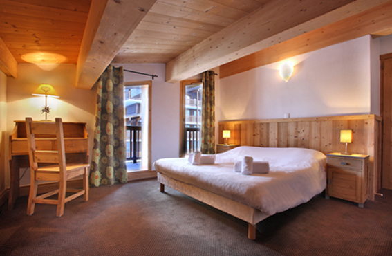 Double bedroom in Cime des Arcs