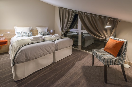 Chalets du Jardin Alpin Val d'Isere 3 bed 6-8