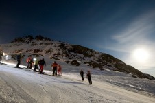 Alpe d'Huez night skiing