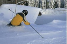 For those with more experience, check out the Mont Joly and Mont Joux off piste areas in Saint Gervais