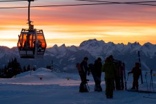 There is plenty of very skiable terrain in Villars, more than enough to keep an intermediate busy for a week.