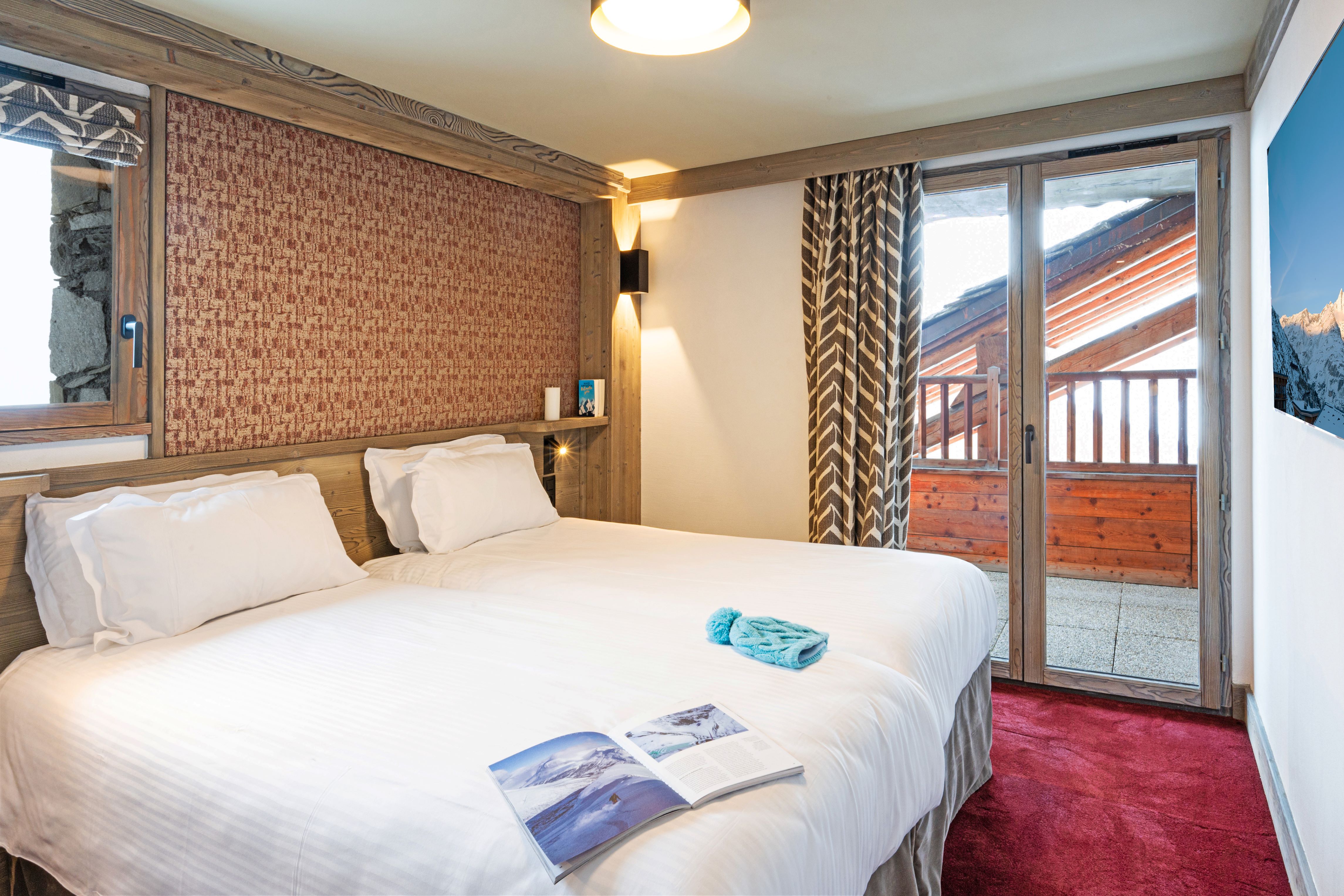 Hotel L'Aigle du Montana Classic Room Balcony