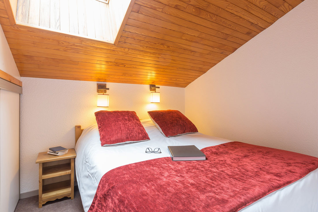 Double Bed-Les Sentiers du Tueda-Meribel-France