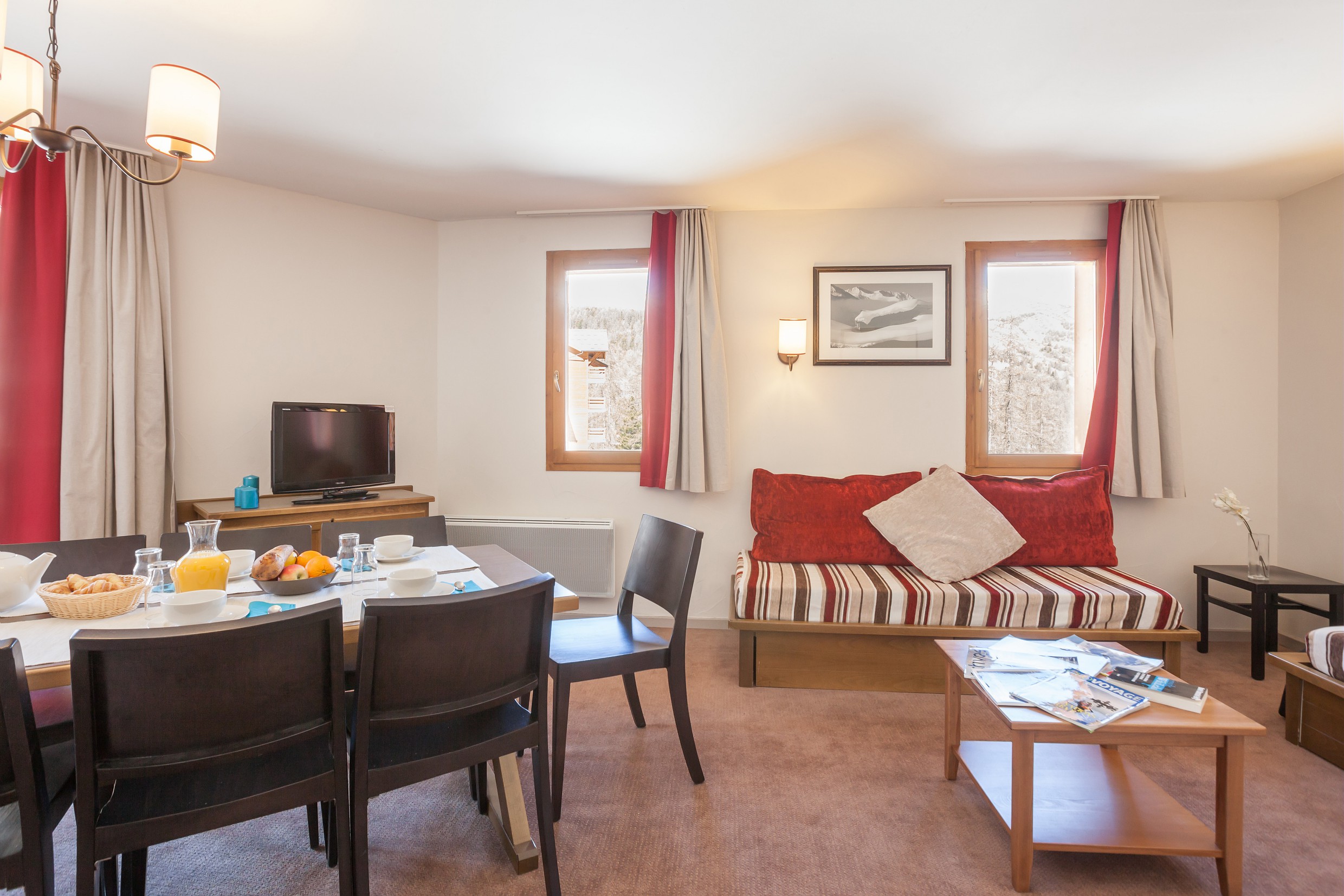 Living Room-Les Temples du Soleil-Val Thorens-France