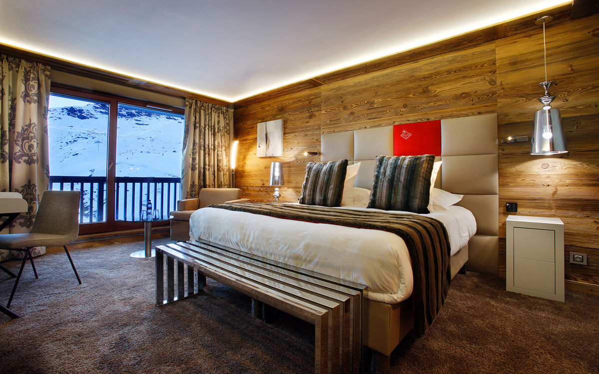 Privilege room Hotel Koh-I nor mountains balcony Val Thorens