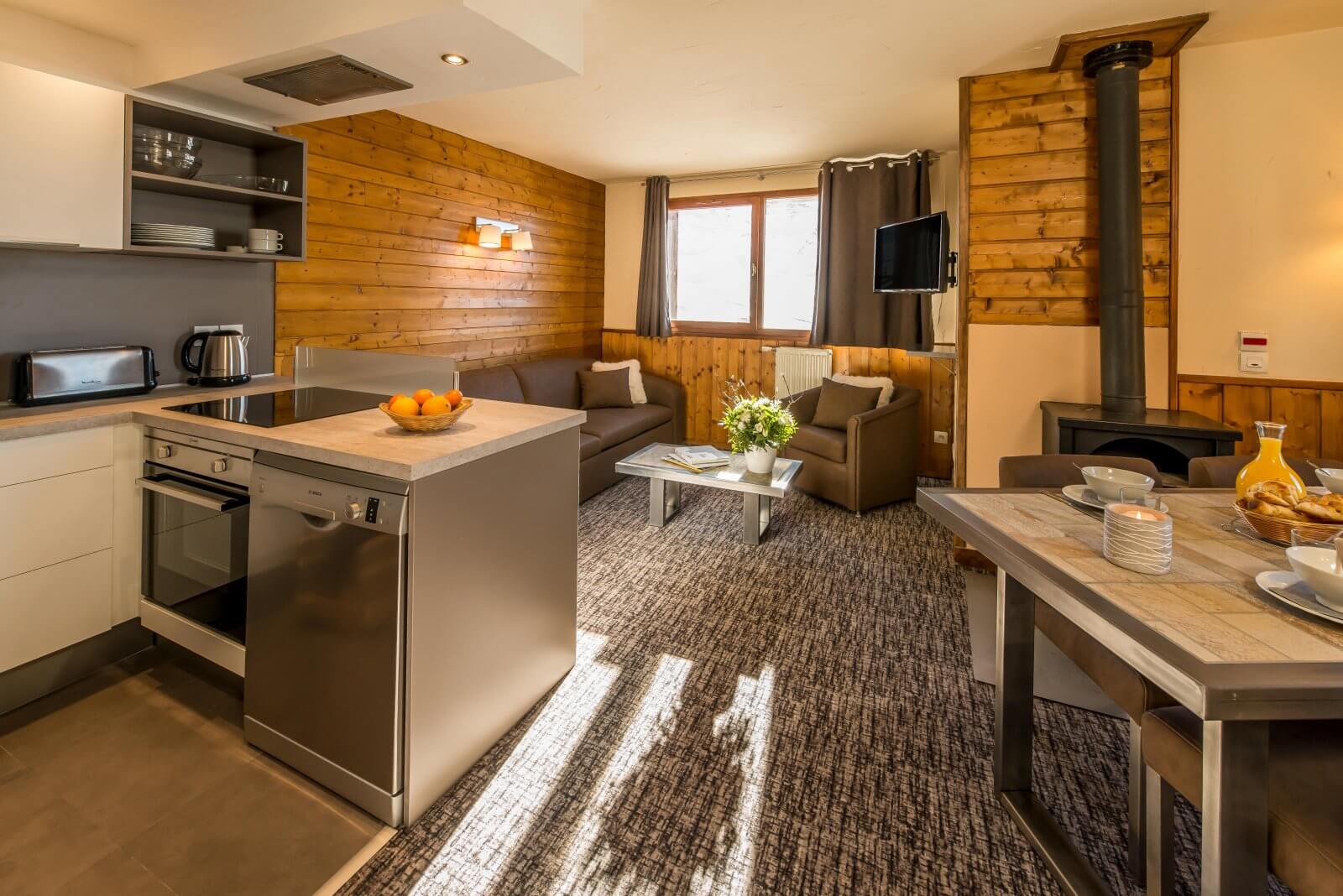Living area - Val 2400