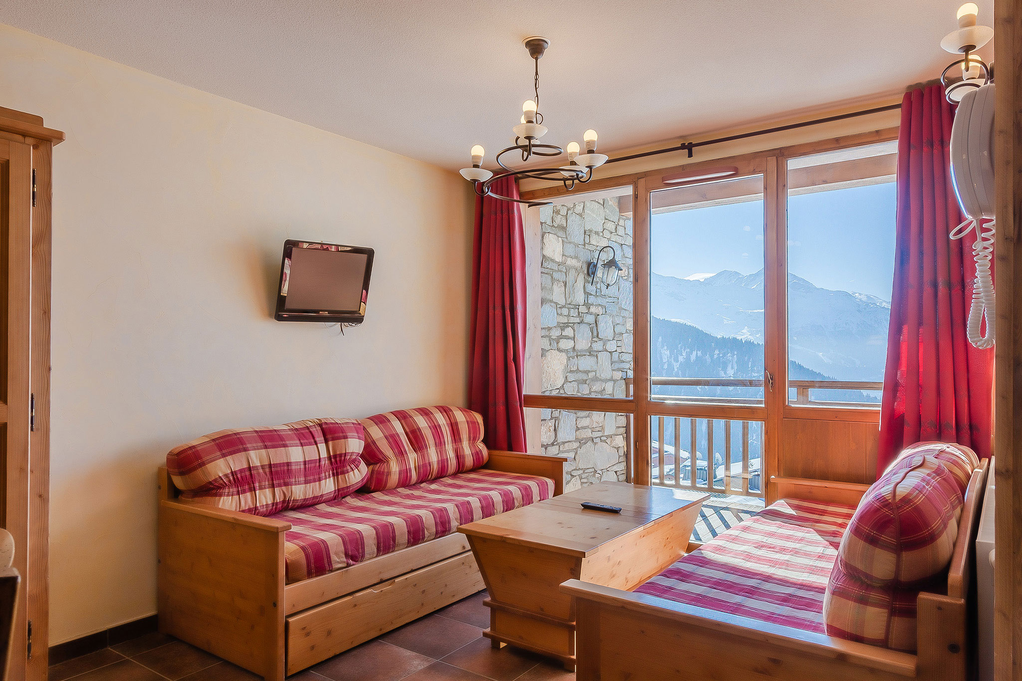 Les Balcons de la Rosiere small apartment