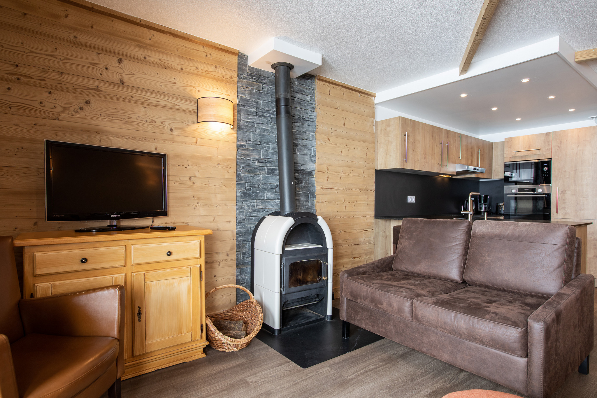 Val Chaviere 3 Bedroom Cabin