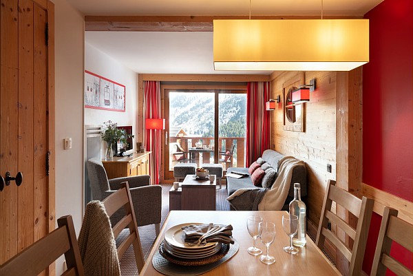 Les Crets 2 bedroom apartment sleeps 6 Mountain View