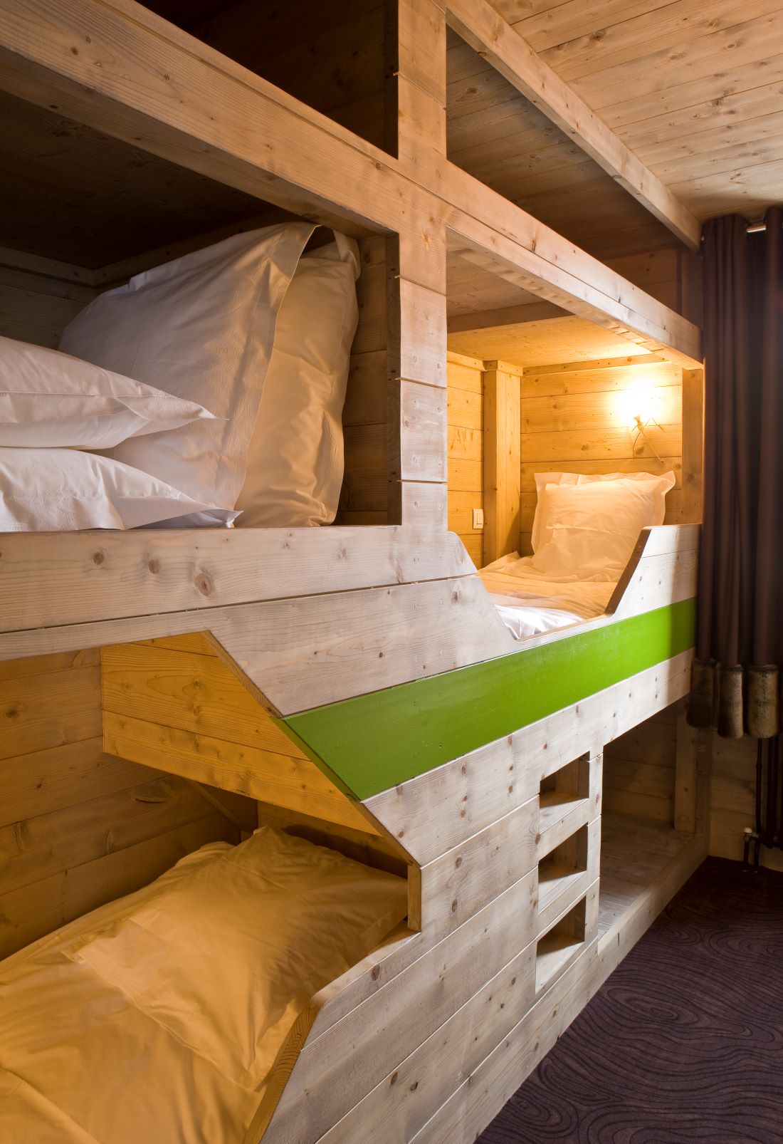 Suite XL+ Room, Hotel Ormelune, Val d'Isere, image;Gilles Trilliard